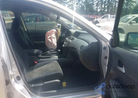 2010 Honda Accord 2.4 Lx from USA, damaged, VIN 1HGCP2F31AA076264